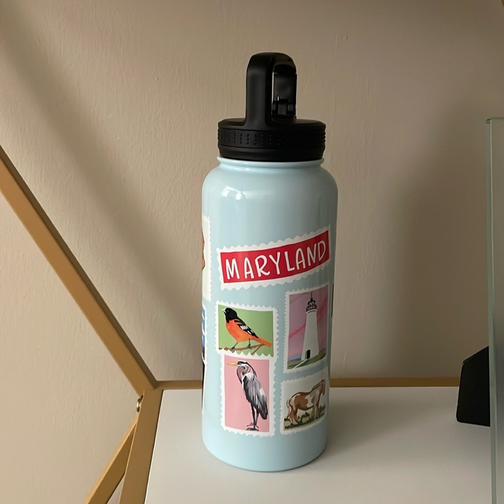 Brand New Maryland Stamps water bottle.